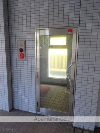 日宝プロシード榴岡[1R/24.75m2]のエントランス