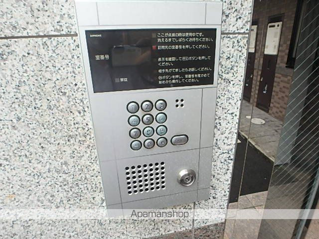 SPマンションの玄関写真