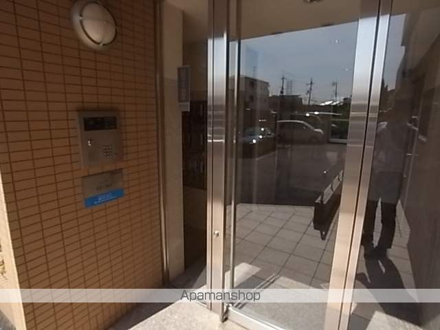 レーヴコートの玄関写真