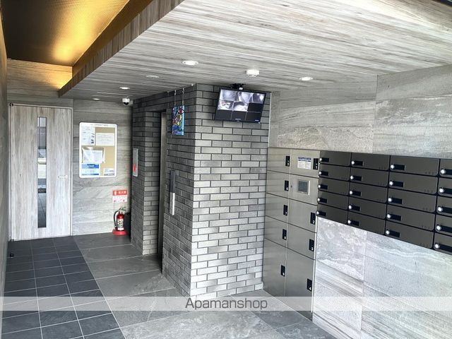 エターナルプレイス芳賀の玄関写真
