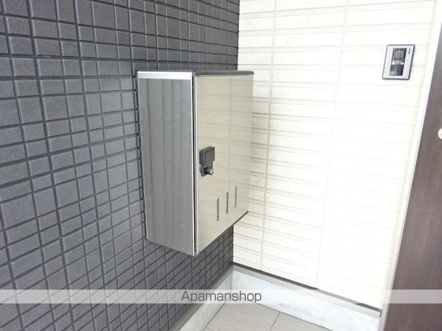 ルミナス令和の玄関写真