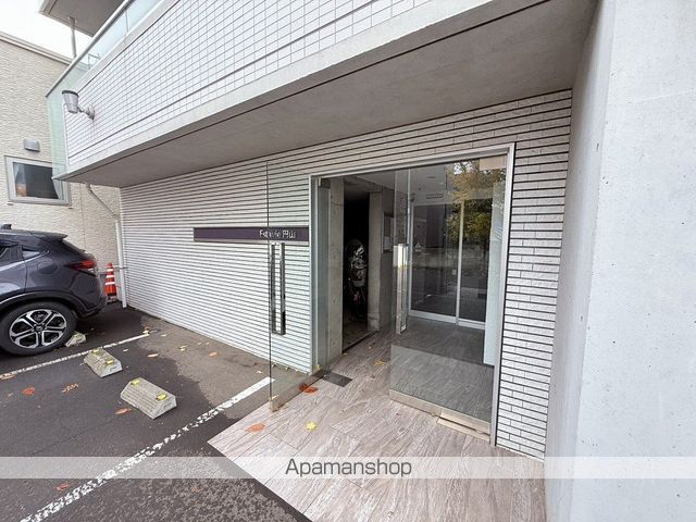 ESTAVIE円山の玄関写真
