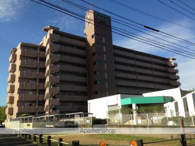 クローバーマンション坪井中央公園の外観写真