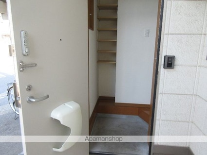 デュオーラ西原[1K/31.66m2]の玄関