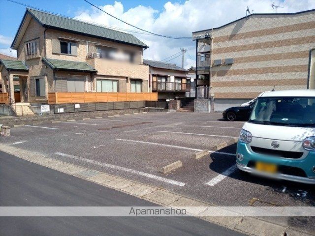 レオパレスひまわりの外観写真