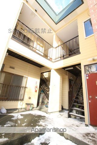 ミカホパナハイツの玄関写真