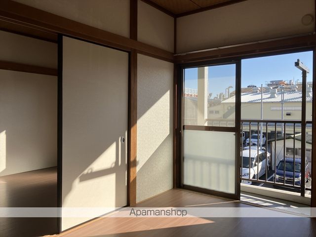 清水ハイツの内装写真