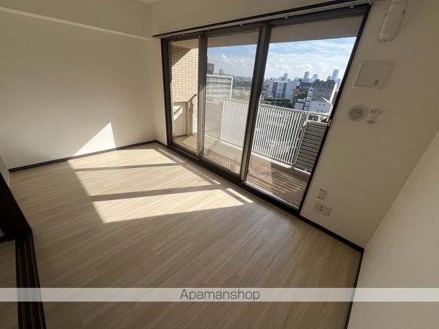 アーバンフラッツ西中島の内装写真