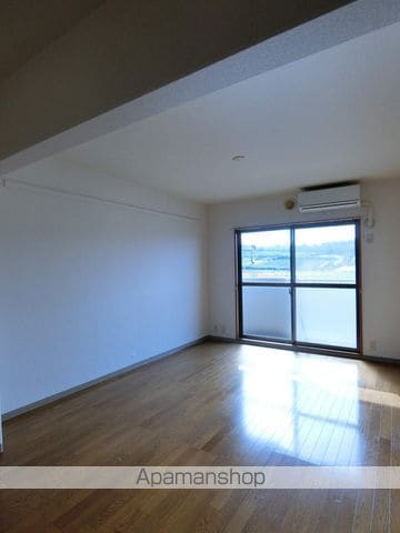 マンション東亜の内装写真