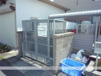 ビズ・コートＡ[2LDK/62.48m2]の共用部2