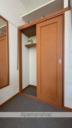 レオパレス湯島[1K/19.87m2]の収納
