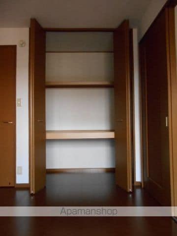 アン シプレの内装写真