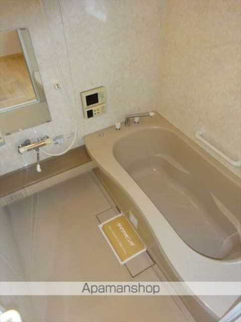 和歌山県和歌山市新在家[3LDK/79.49m2]のバス