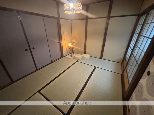 枚方市 2階建 築49年の内装写真