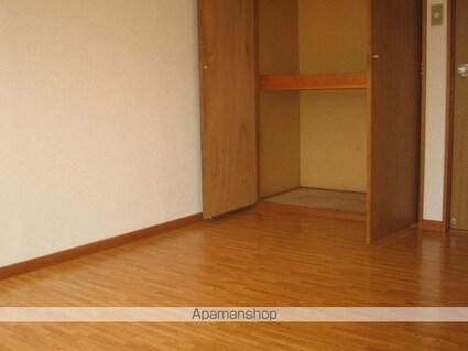 神奈川県横浜市鶴見区寺谷２丁目[1K/17.39m2]の収納