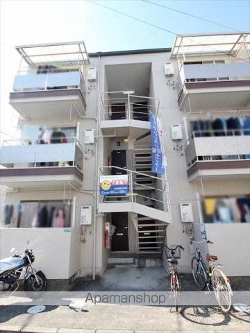 道後緑台ハイツの玄関写真