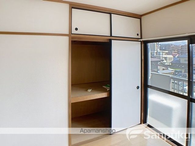 メゾン山越2号館の内装写真