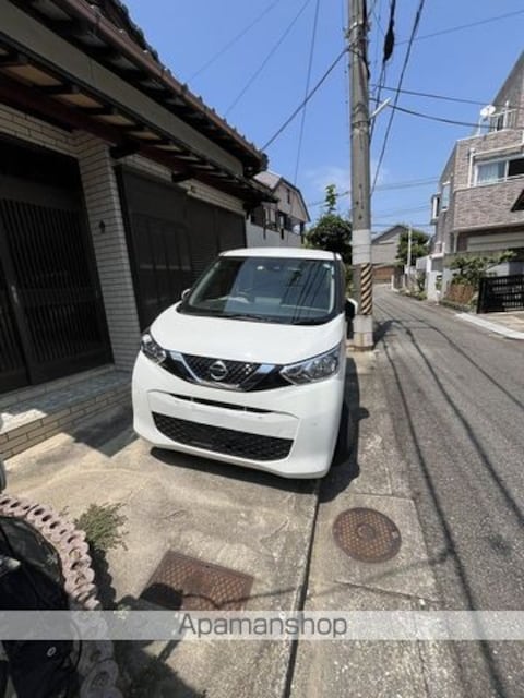 小伏様一戸建（和歌浦東）[3DK/69.3m2]の駐車場