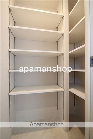 スプランディッドYODOYABASHI DUEの内装写真