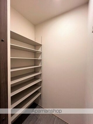 ガーデン　ラピッズ[2LDK/67.17m2]の玄関