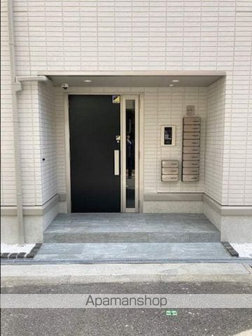スペチアーレ平野東の玄関写真