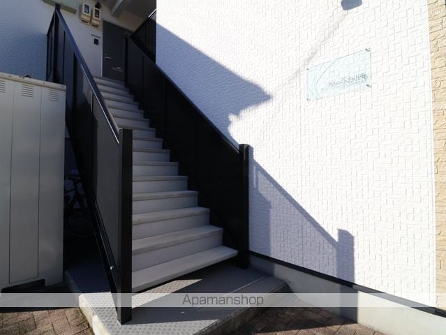 ヴァーベナ川名の玄関写真