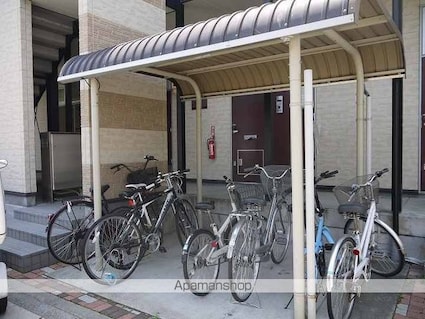 レオパレス東町[1K/20.28m2]の駐車場2