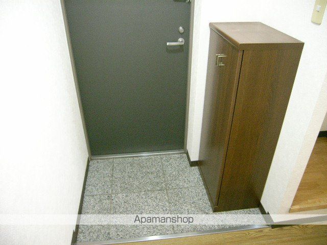 イーストフェアリーの内装写真