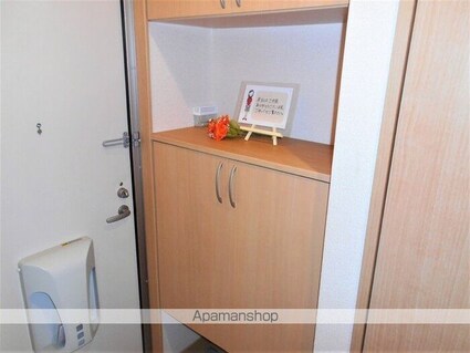 セジュール小坂　Ａ棟[1LDK/47.4m2]の玄関