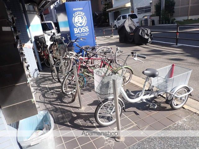 ウィンライフ滝井の玄関写真