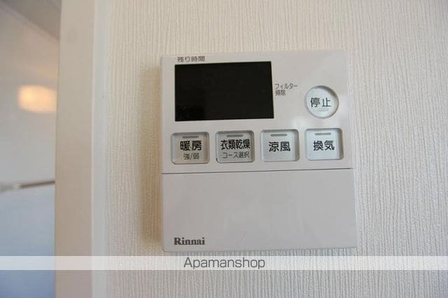 LE’A OLIVE中央通りの内装写真