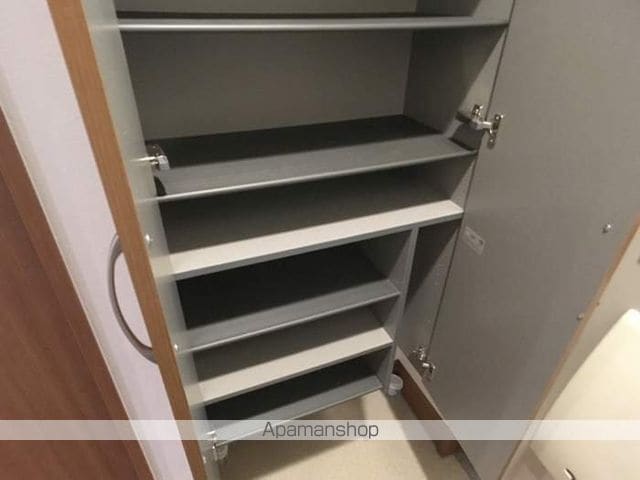 ロイヤルヒルズの内装写真