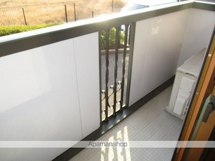 ゴールドセブン　ＡＢ[1R/37.78m2]のバルコニー