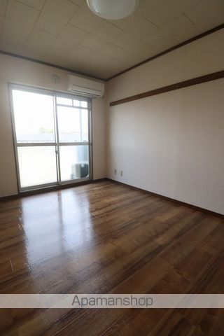 シャルマン駿河台の内装写真