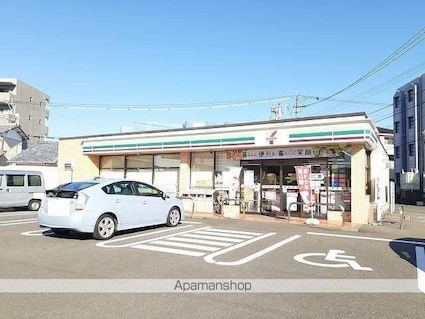 Ｒｉｖｅｒｓ　Ｃｏｕｒｔ[1LDK/43.35m2]の周辺3