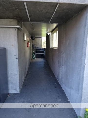 ベルメゾン琴似B棟の玄関写真