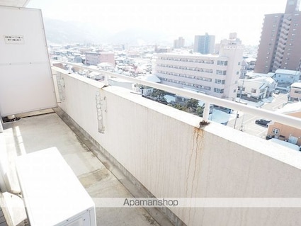 ホワイトプラザ会津[2LDK/55.77m2]のバルコニー