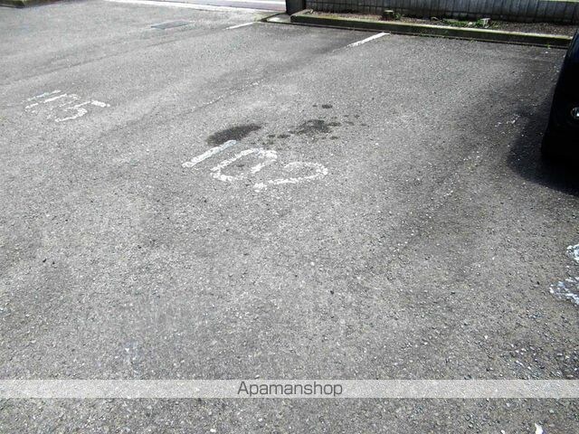 和歌山県和歌山市有本[3DK/50.7m2]の駐車場4