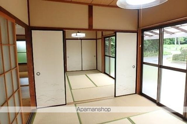 小岩井荘の内装写真