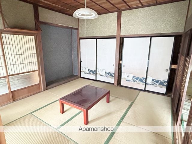 倉真貸家の内装写真