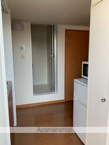 レオパレス中里の内装写真