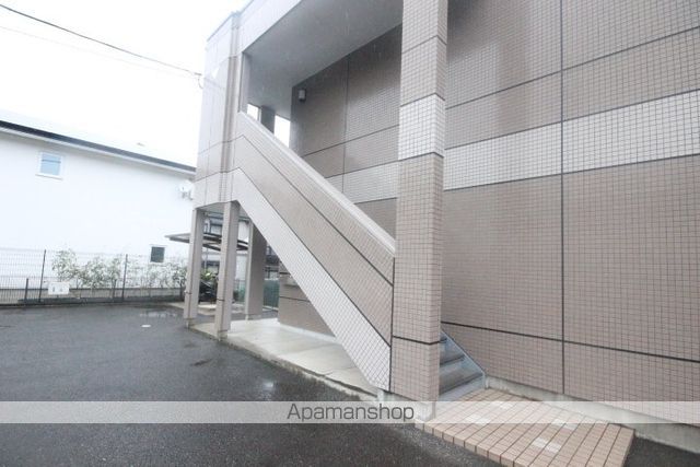 コンフォール高須の玄関写真