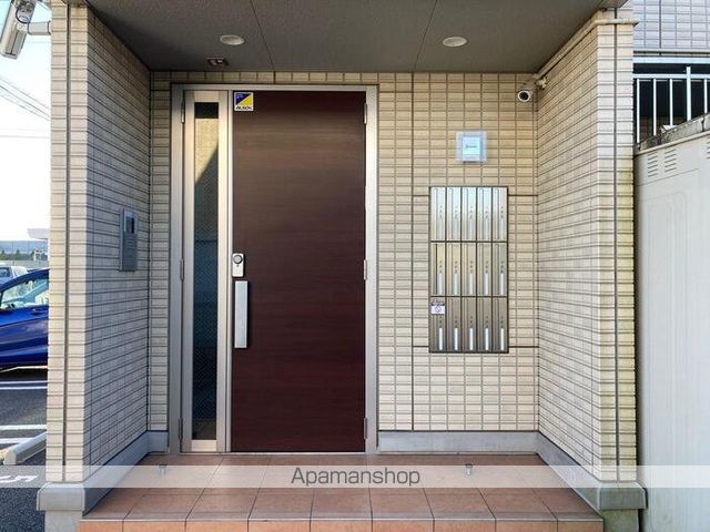 ベイリーフの玄関写真