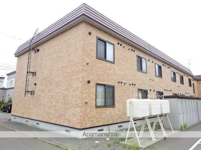 プリミエール ウエストの外観写真