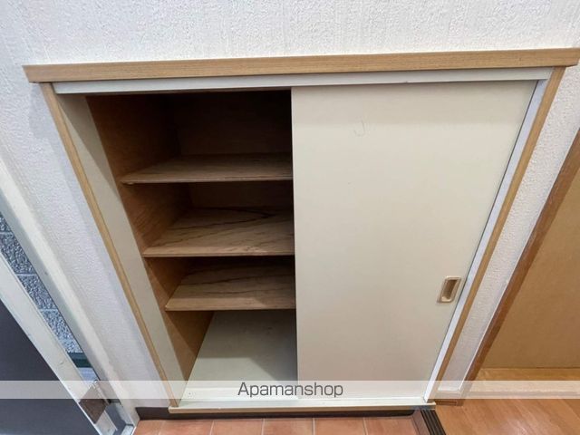 ジャストイン平岡の内装写真