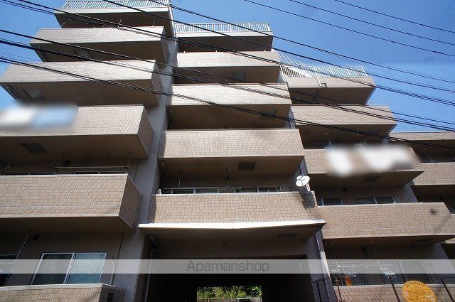 フローラ新横浜の外観写真