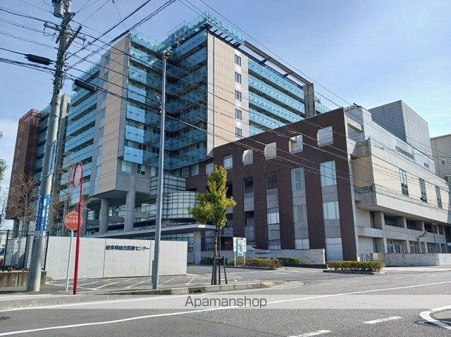 リファインVの周辺写真