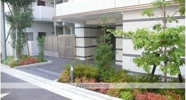 プライムアーバン千駄木の玄関写真