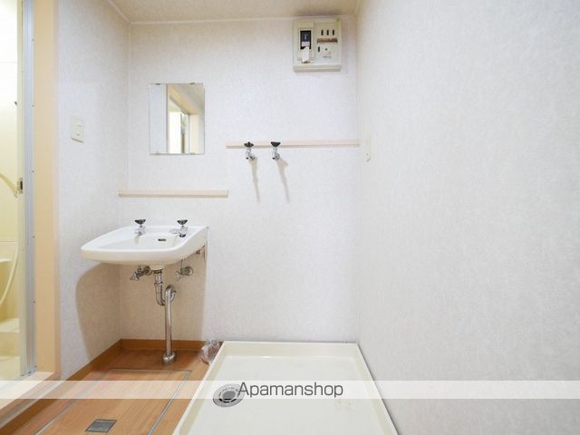 リベルティ大通の内装写真