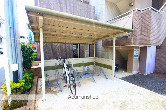 エレガンラルジュの外観写真